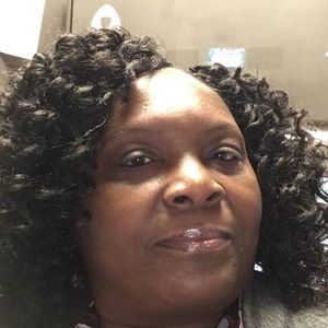 Meet your Posher, Lucinda